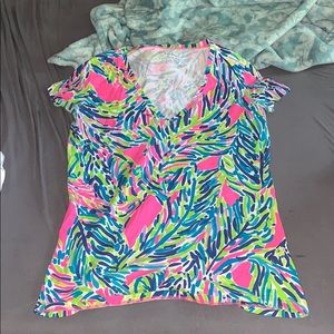Lily Pulitzer V-Neck shirt